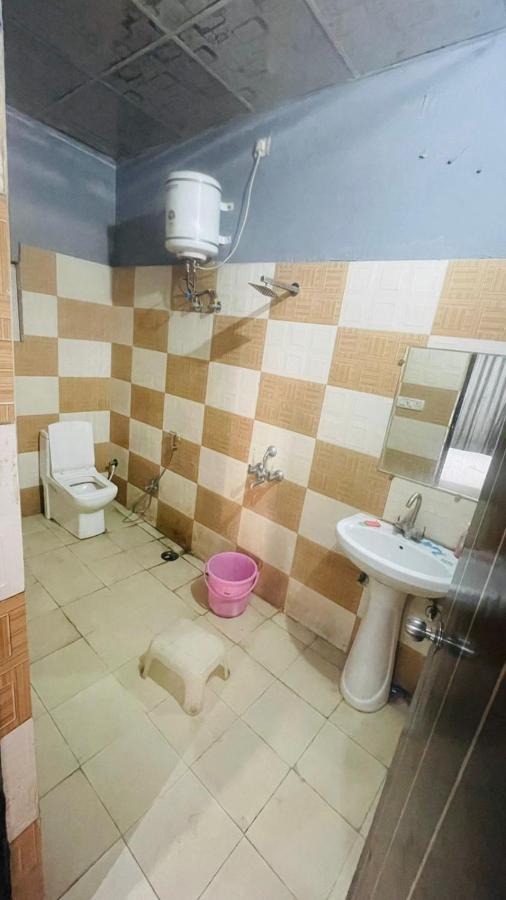 Hotel Pacific Grey By Wb Inn Lucknow Esterno foto